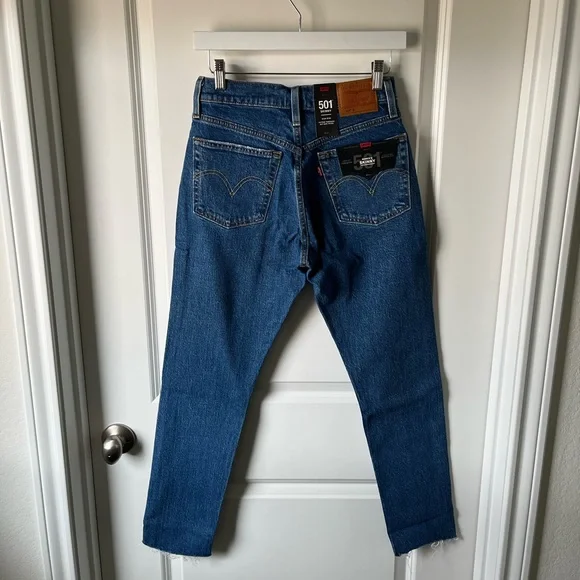 SALE! ⭐️ Levi’s 501 skinny high rise jean in Jive might moves - dark wash - Picture 12 of 12